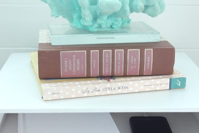 books and coral: DIY Bedside Charging Station Tutorial | DIY Playbook