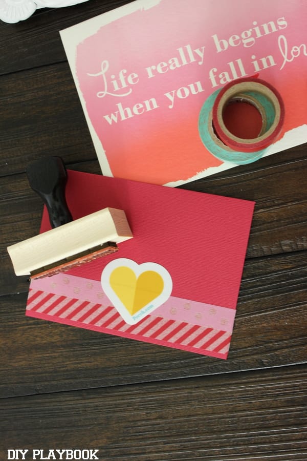 These cute envelopes and cards are great for Valentine's Day. 