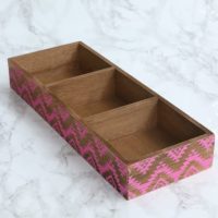 Decorative divided wooden try for office supplies