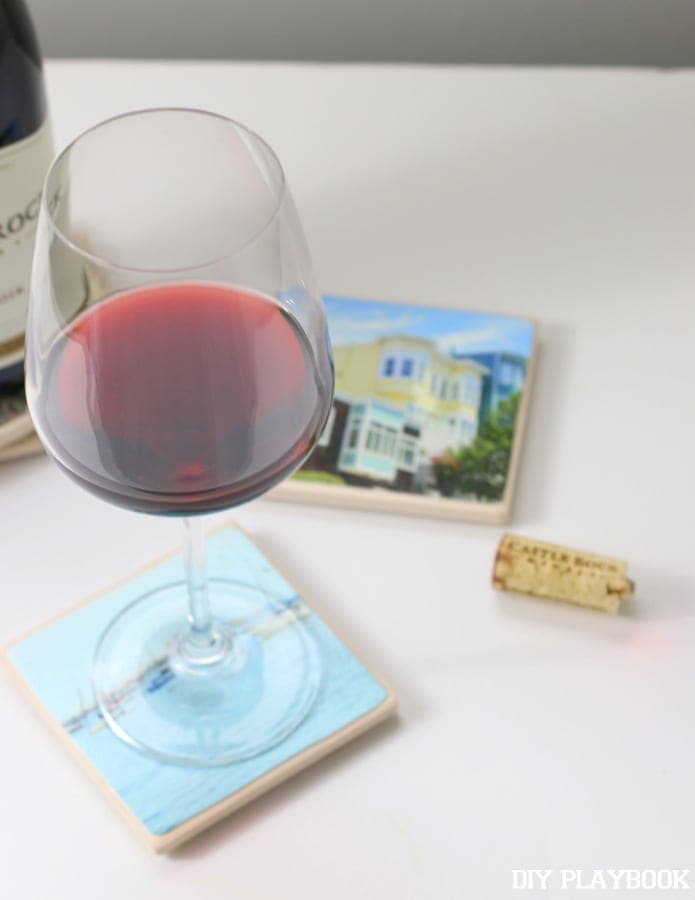 These drink coasters make the perfect hostess gifts and they're so easy to make. 