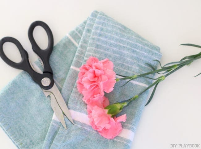 Trim the stems a bit: How to Decorate with Carnations: Tutorial | DIY Playbook