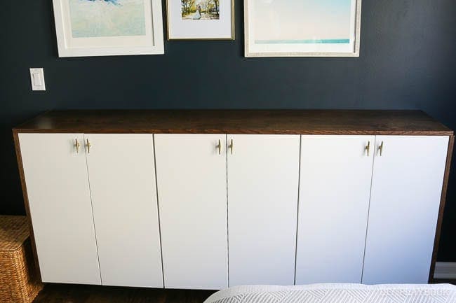 Keep your living spaces clean and uncluttered with this DIY fauxdenza