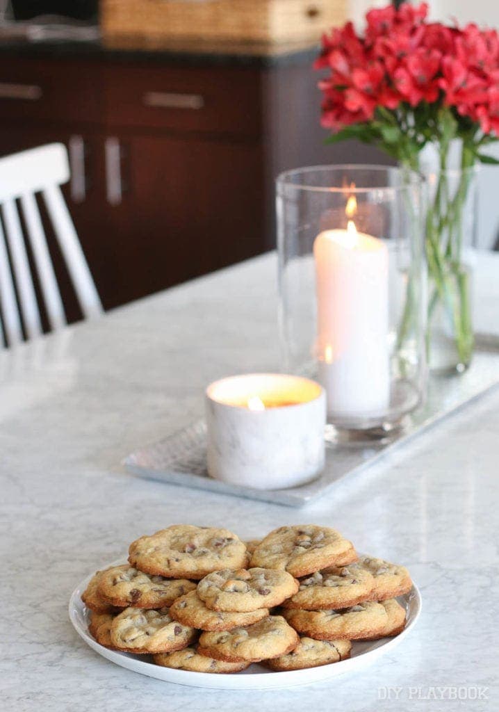 cookies-marble-table-candles