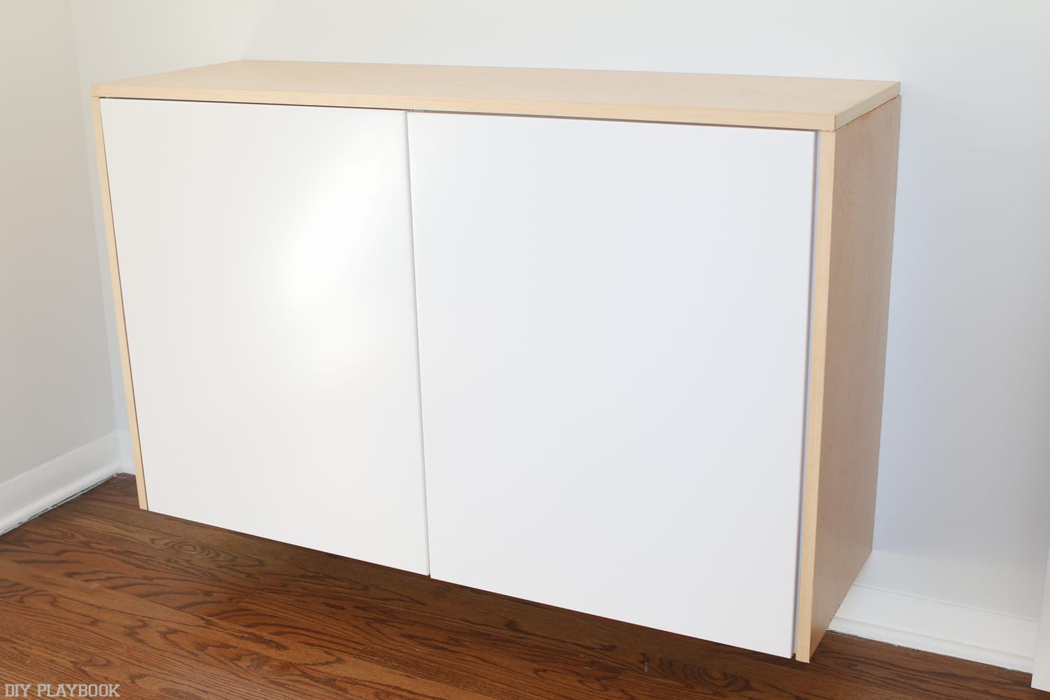 Use Cabinets: DIY fauxdenza | DIY Playbook