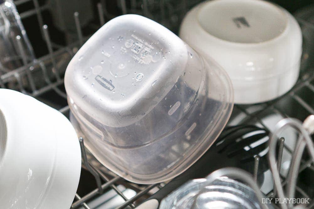 Put plastic up top: How to Load your Dishwasher Properly Every time | DIY Playbook