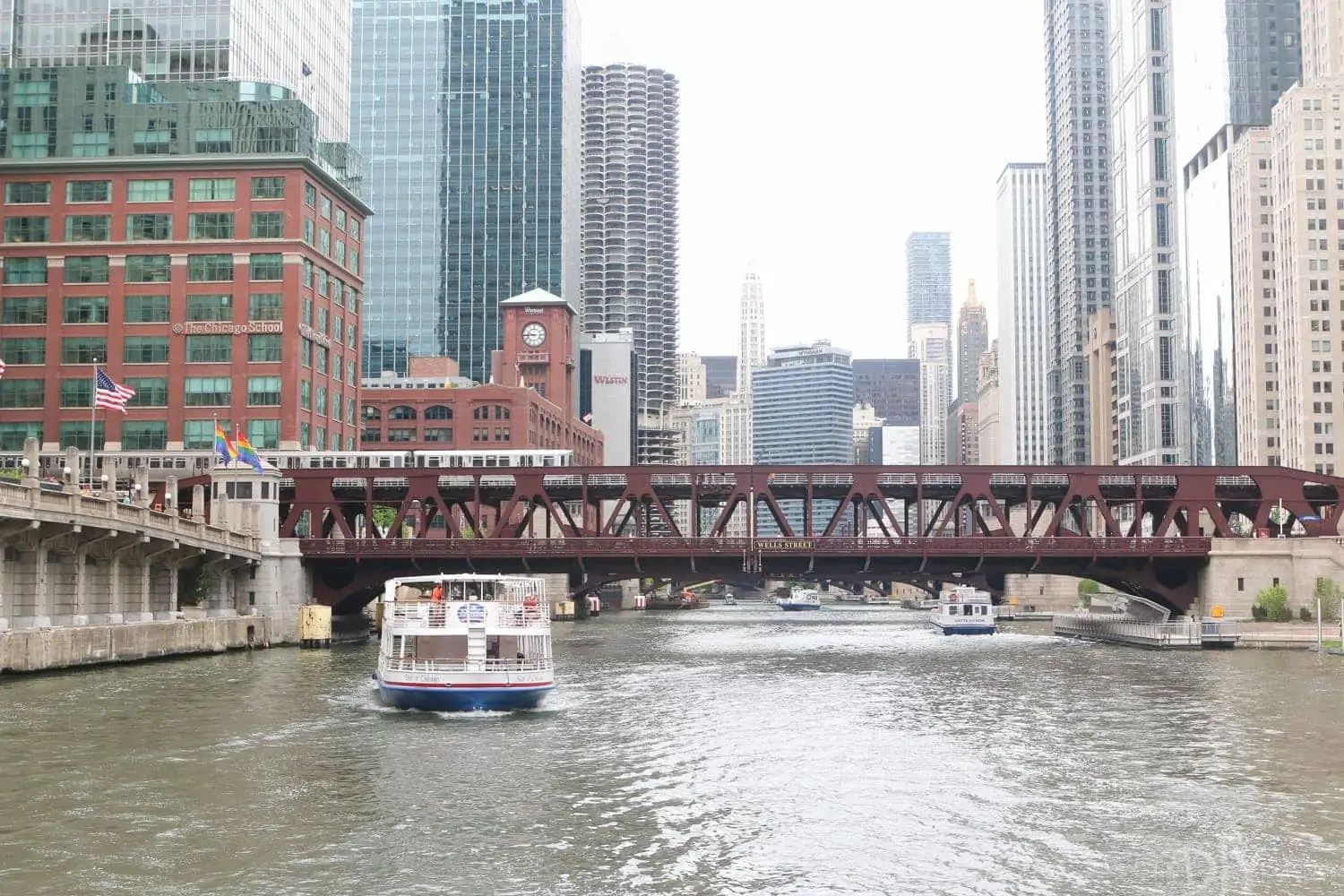 Chicago_River_Travel_Illinois