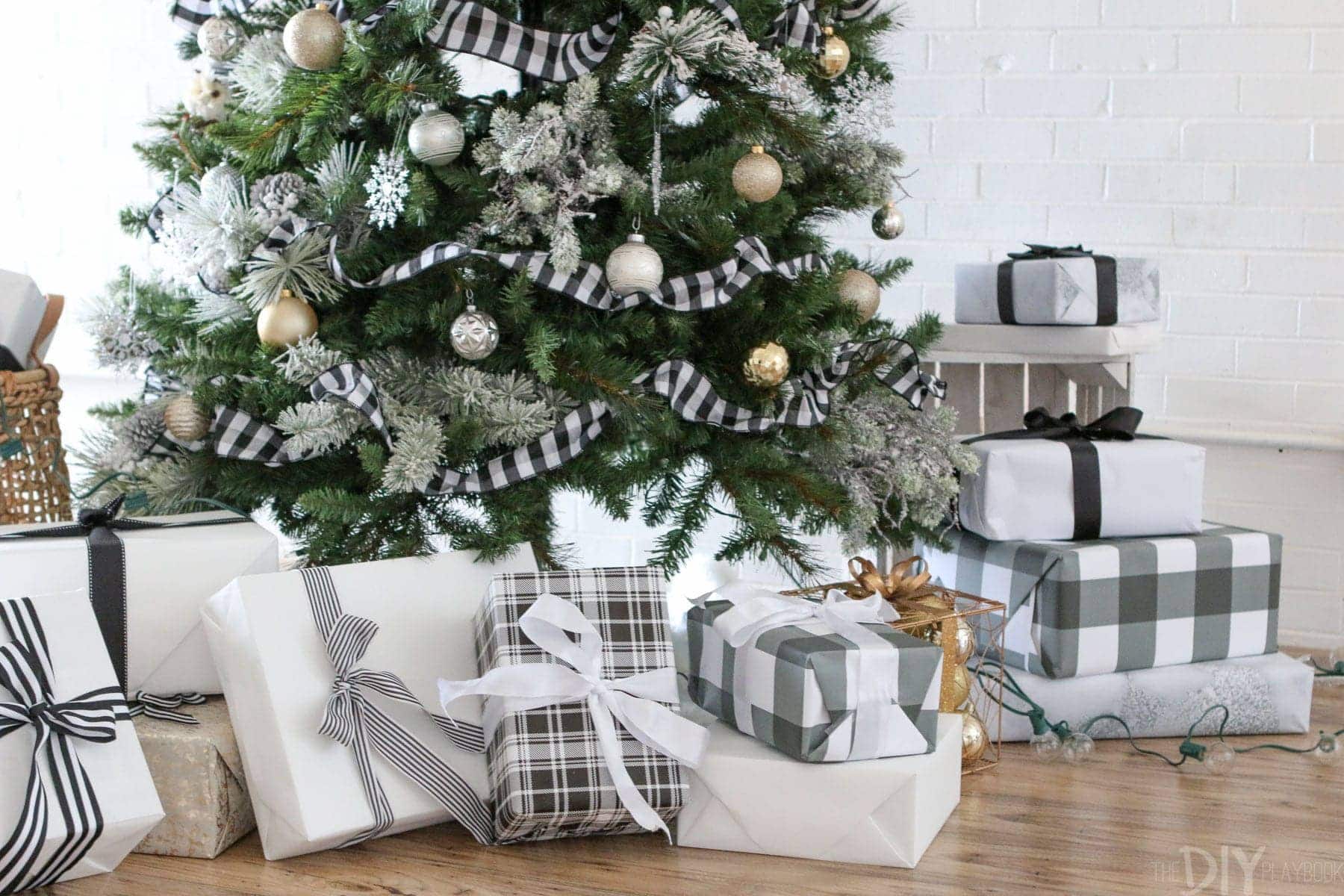 Our Black and White Christmas Tree for Michaels - along with matching wrapped presents! | DIY Playbook