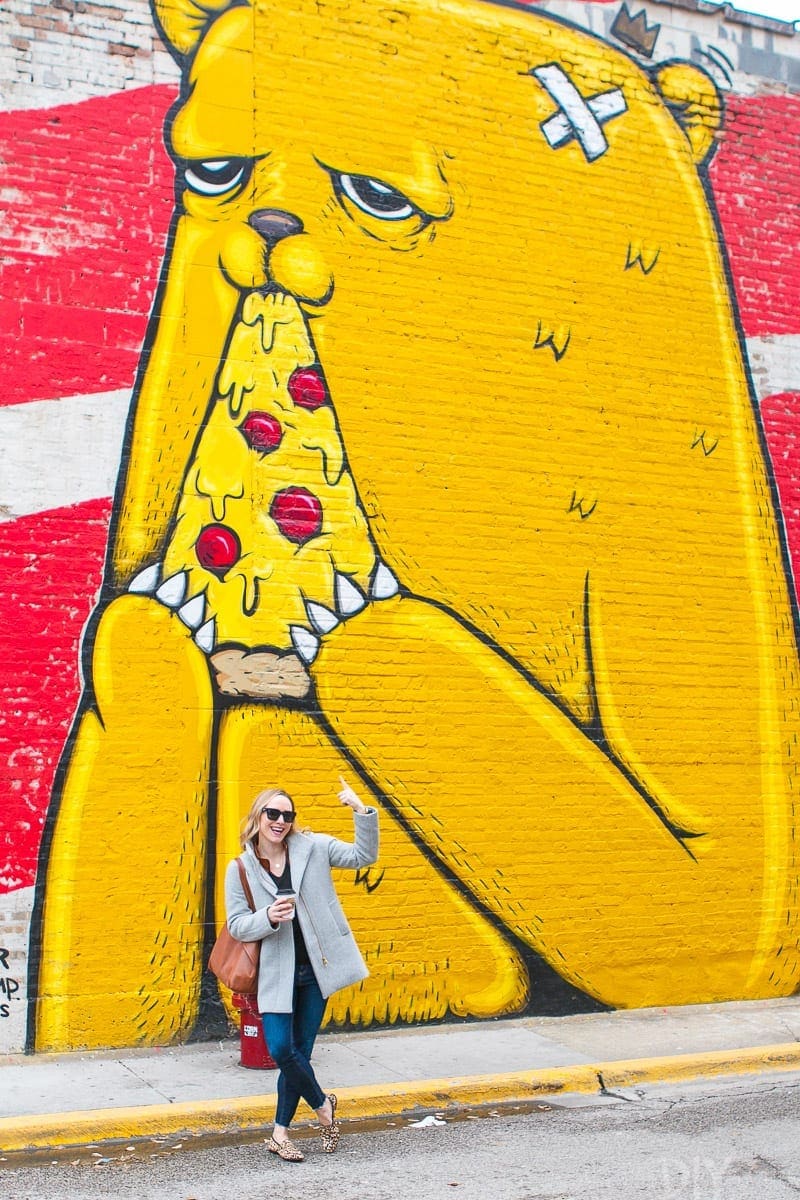The mural on Parlor Pizza in Wicker Park