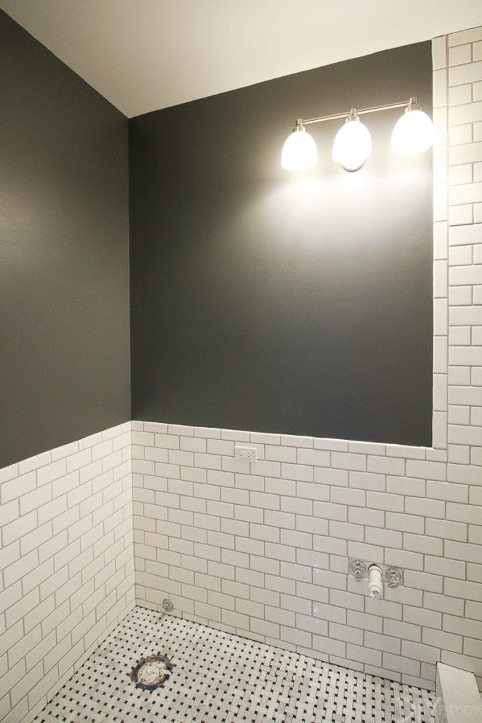 Dark gray paint color, Peppercorn by Sherwin Williams