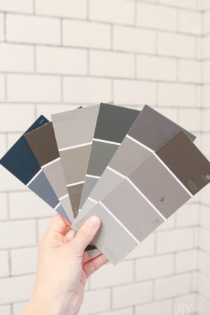 Choosing a Dark Gray Paint Color for the Bathroom