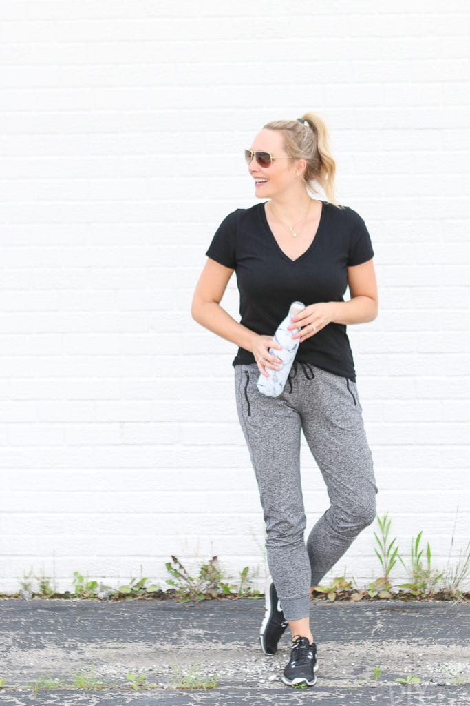 Gray joggers with a casual black t-shirt for a cute athleisure look