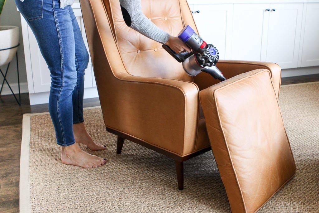 Vacuum crumbs from your leather furniture and chairs
