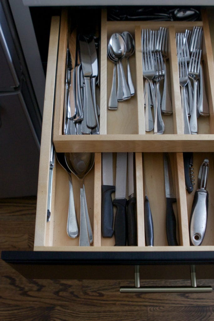 organizing silverware the easy way