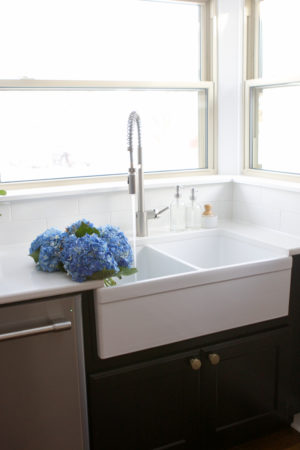 How To Keep A White Sink Clean