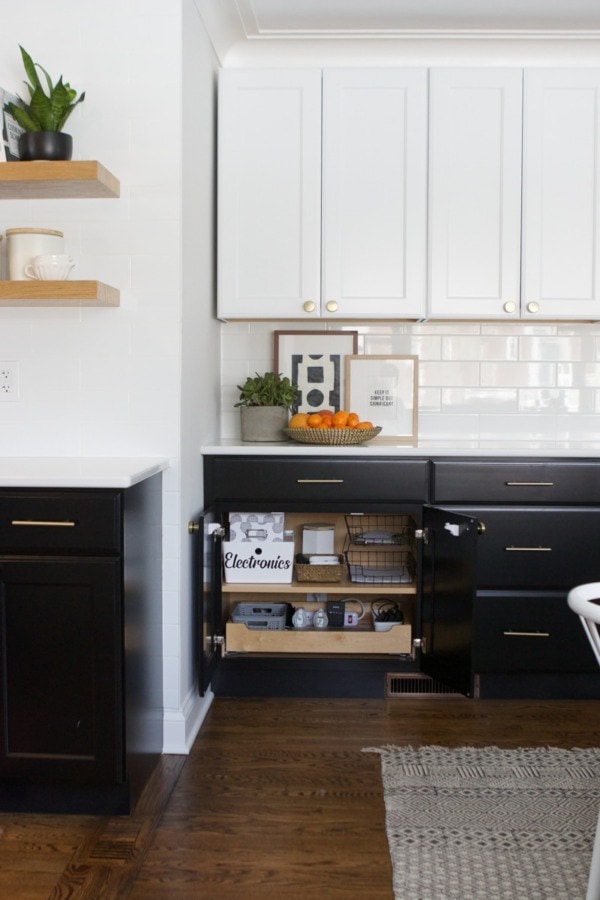 How To Clean Dark Kitchen Cabinets | The DIY Playbook