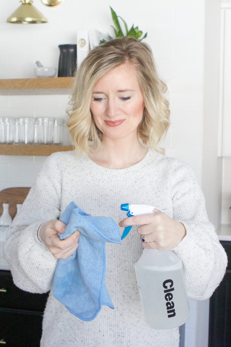 How to Clean Dark Kitchen Cabinets (Easy Step-by-Step Guide)