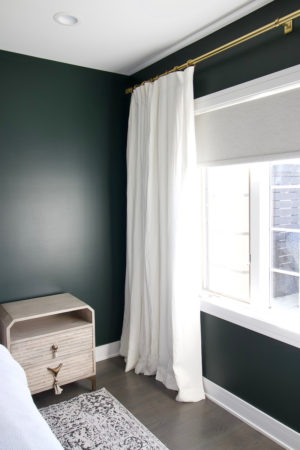 Guest Room Makeover – Hanging Curtains