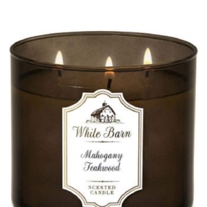 Mahogany teakwood candle