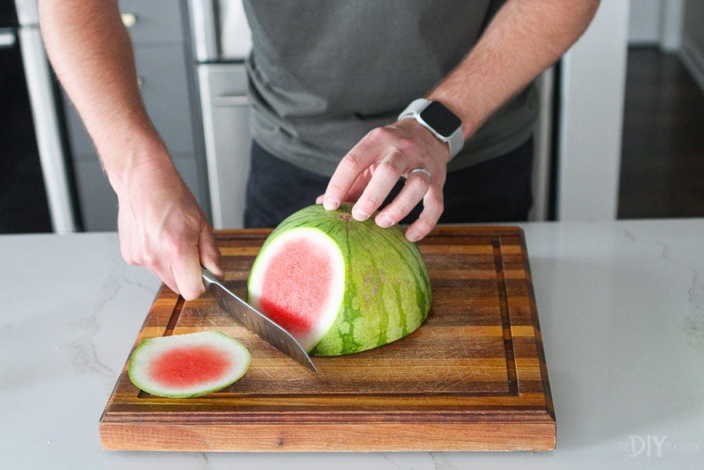 A simple trick to cut a watermelon