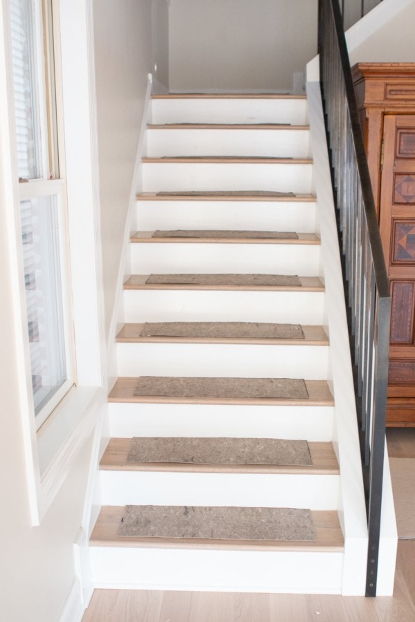 How To Install A DIY Carpet Runner On Your Stairs