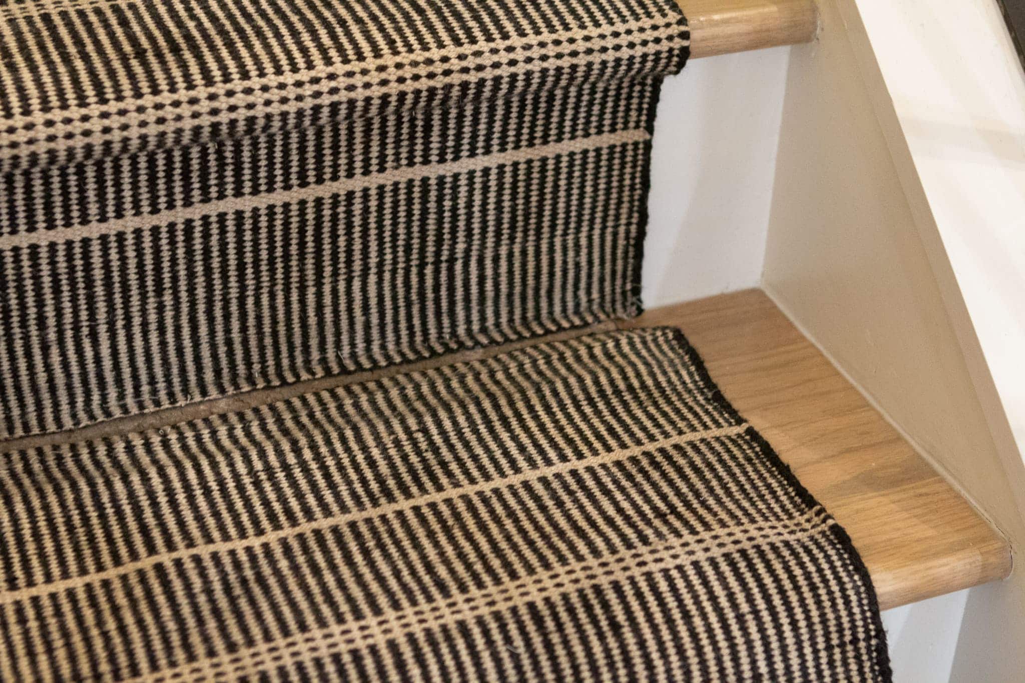 How to install a stair runner