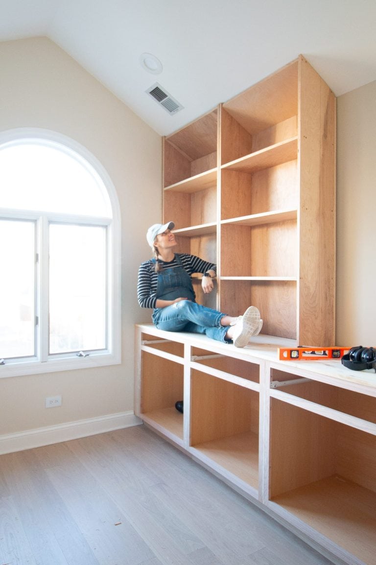 How to Build DIY Bookshelves For Built-Ins (Step-by-Step Pictures)