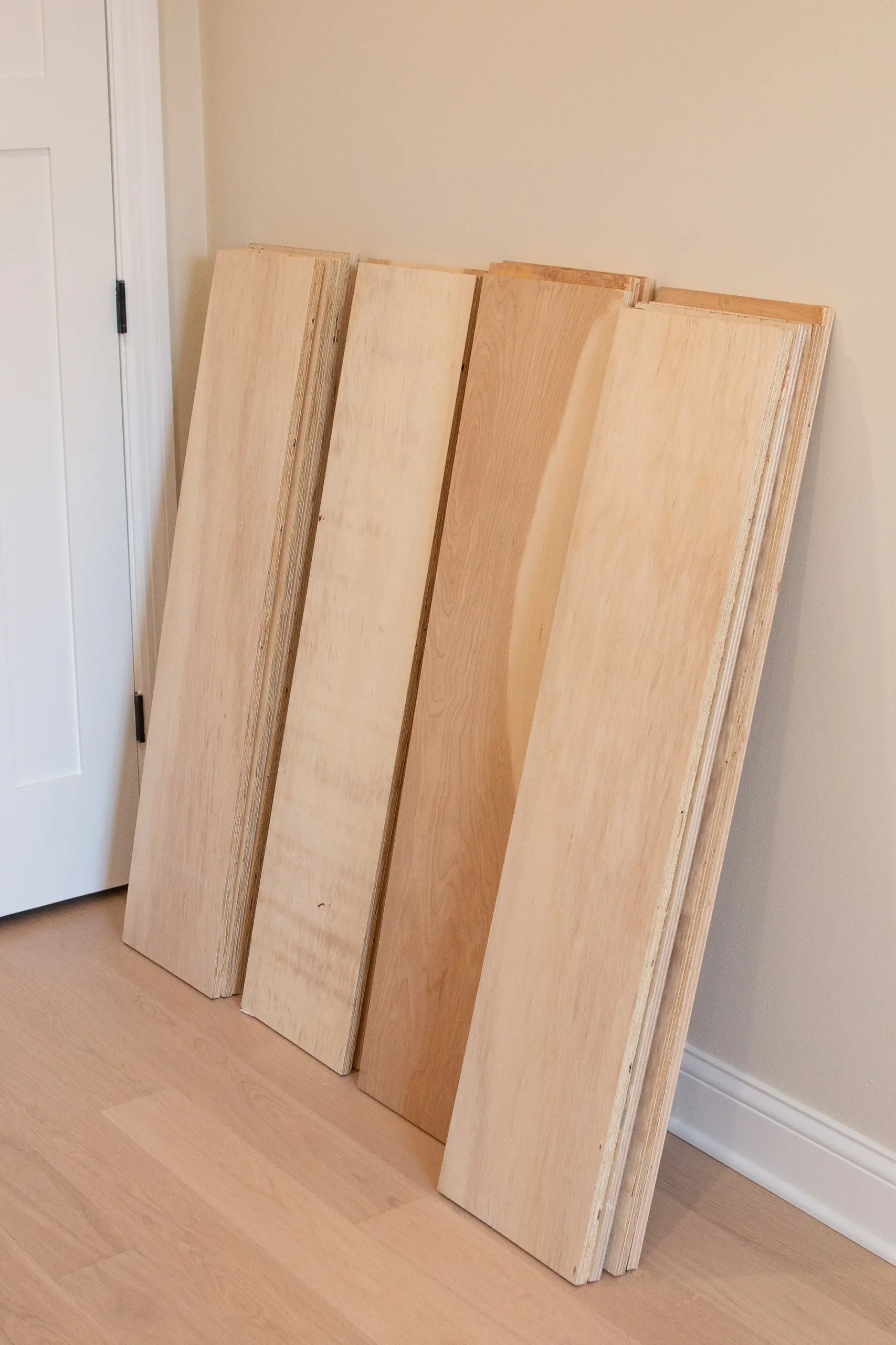 Using birch plywood for DIY bookshelves