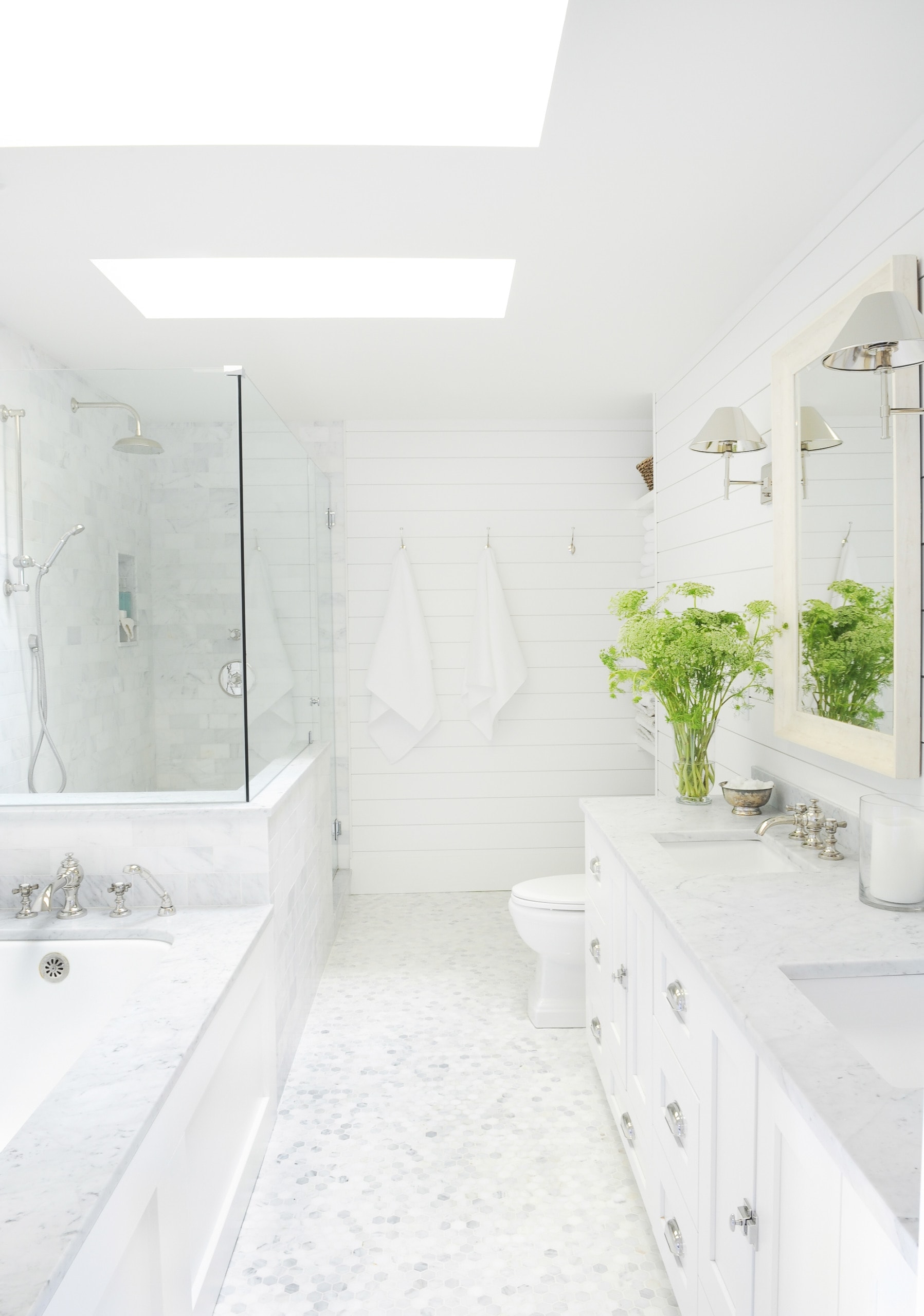White and marble master bathroom