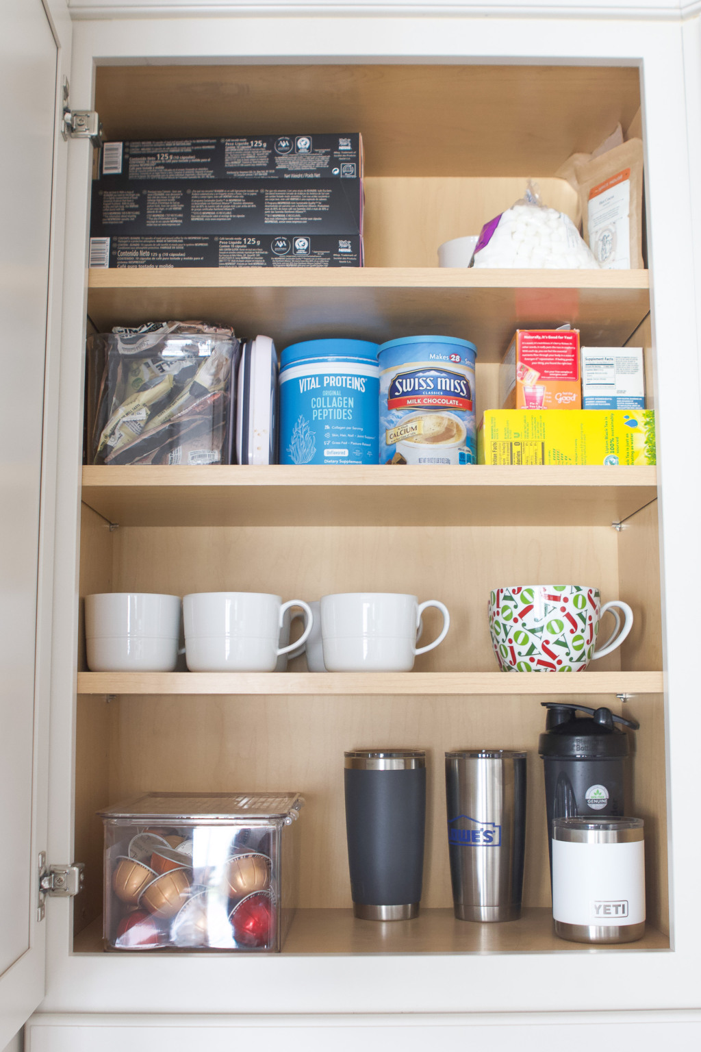 Tips to Organize Kitchen Cabinets and Drawers | The DIY Playbook