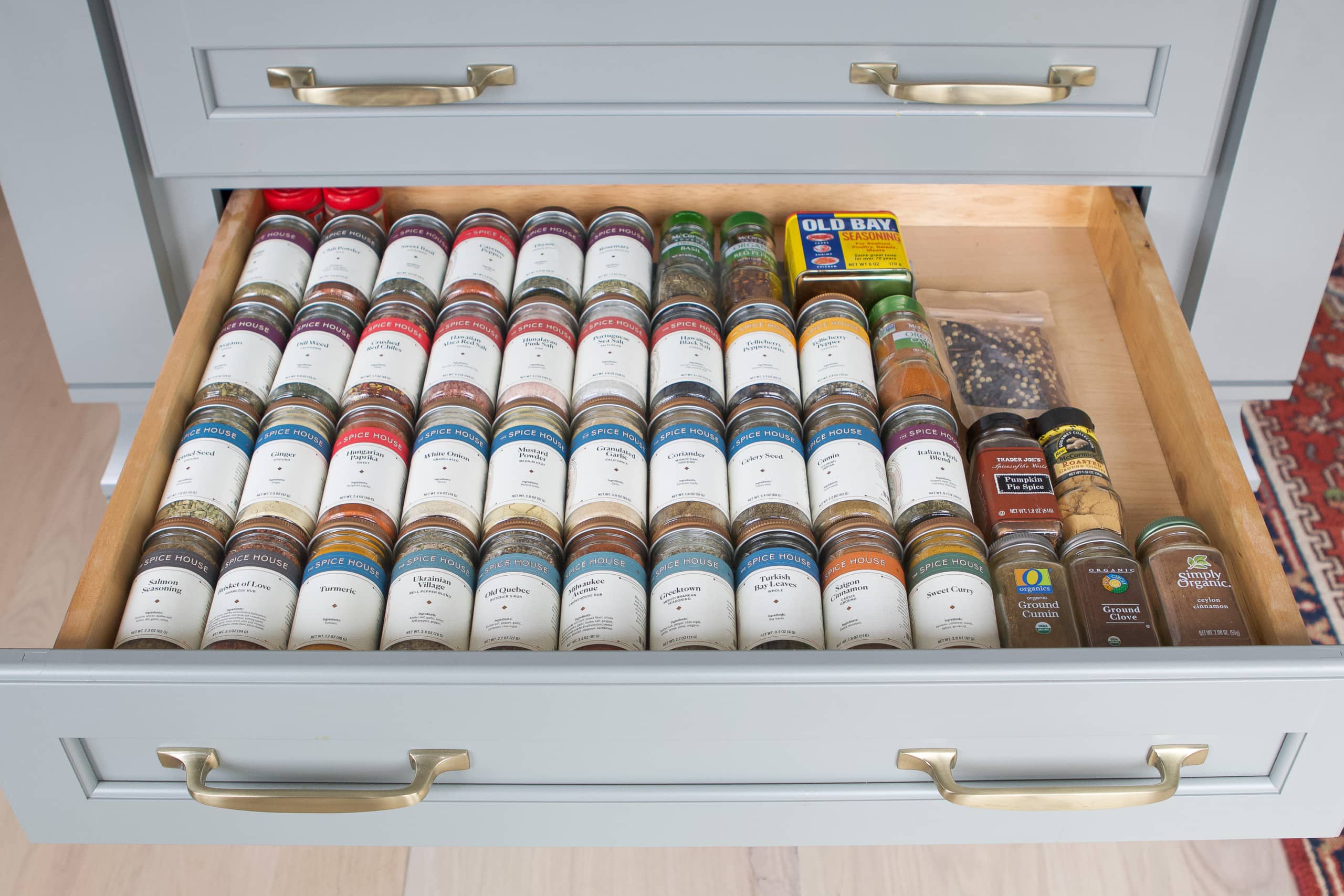 Organizing spices in a drawer