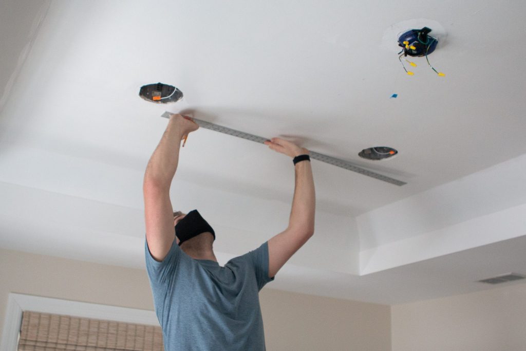 My Best Tips To Wallpaper The Ceiling (Step-by-Step Guide)