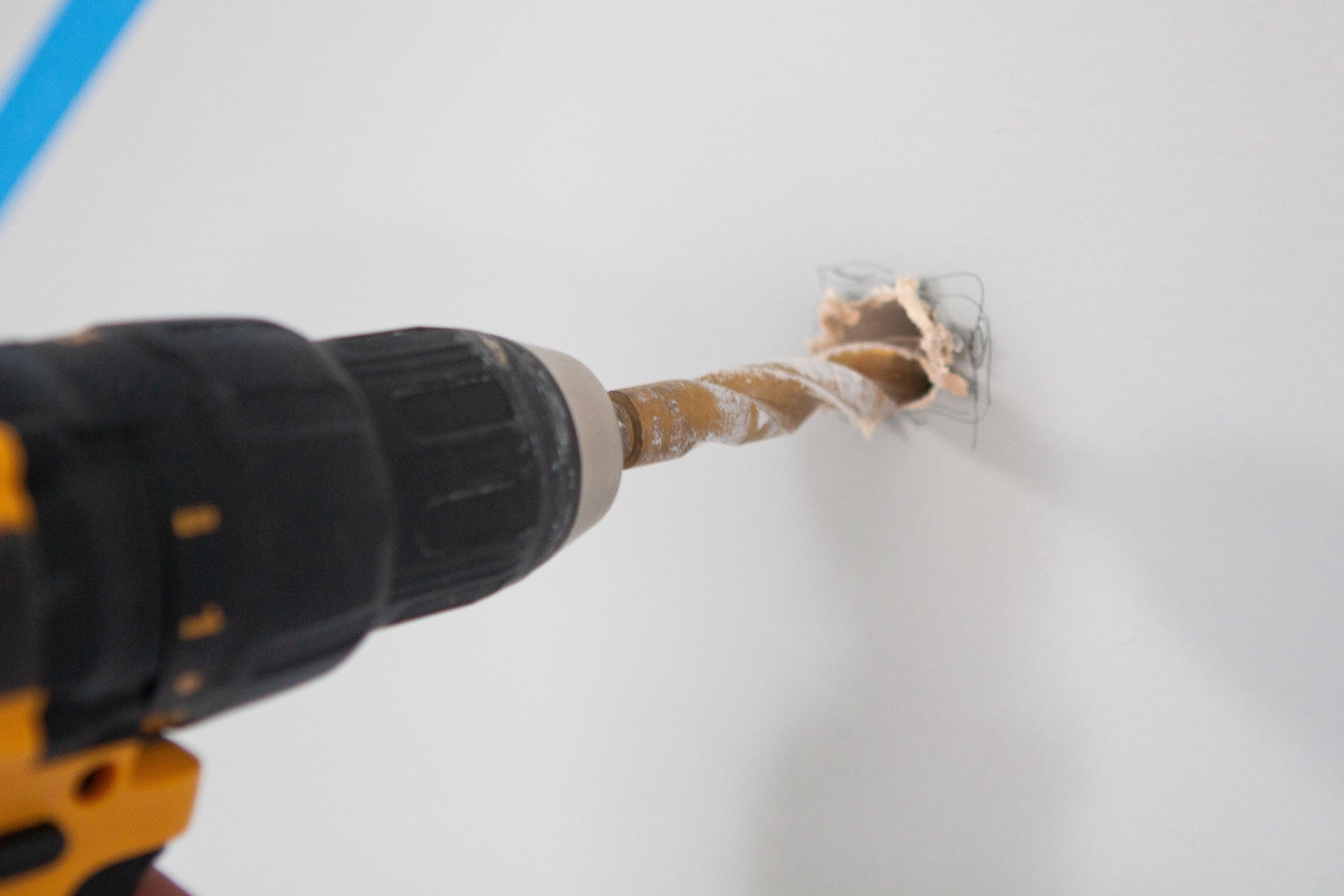 Drilling a hole into the wall