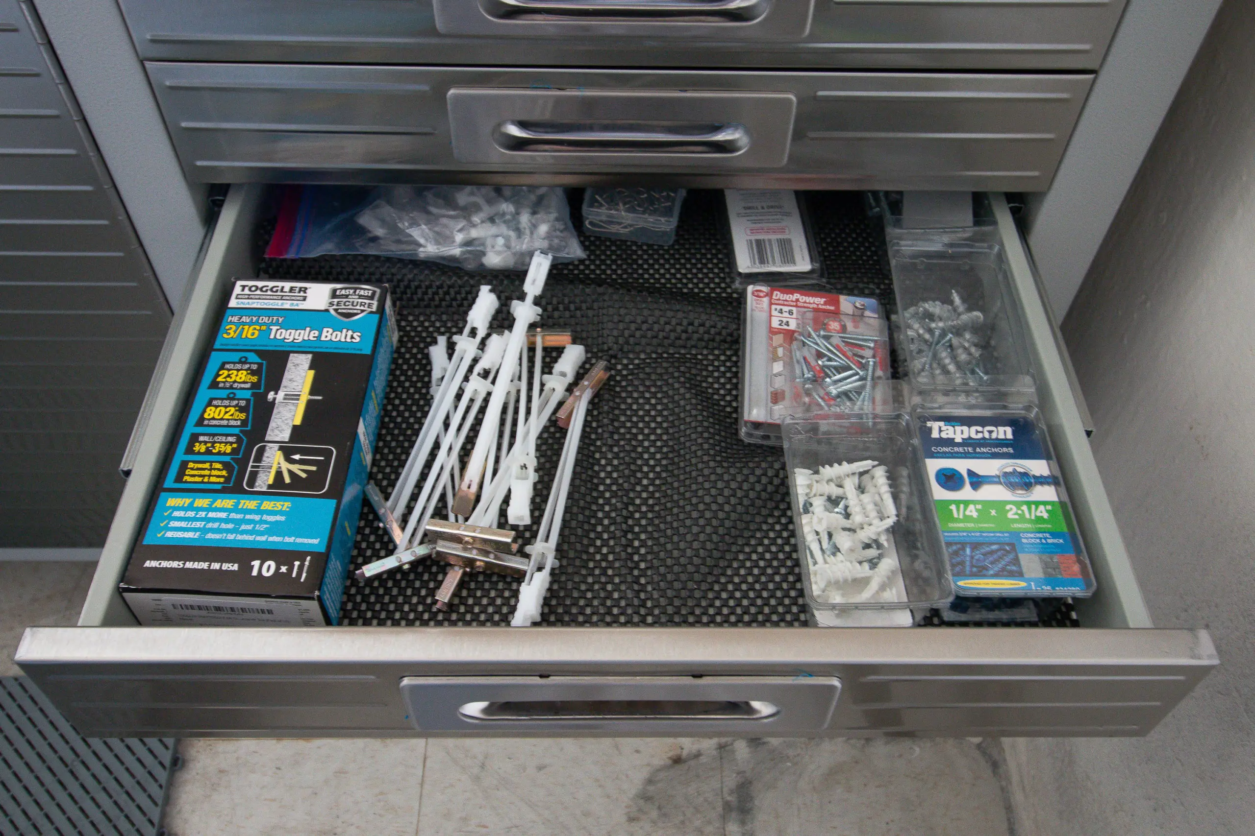 How to organize extra tools