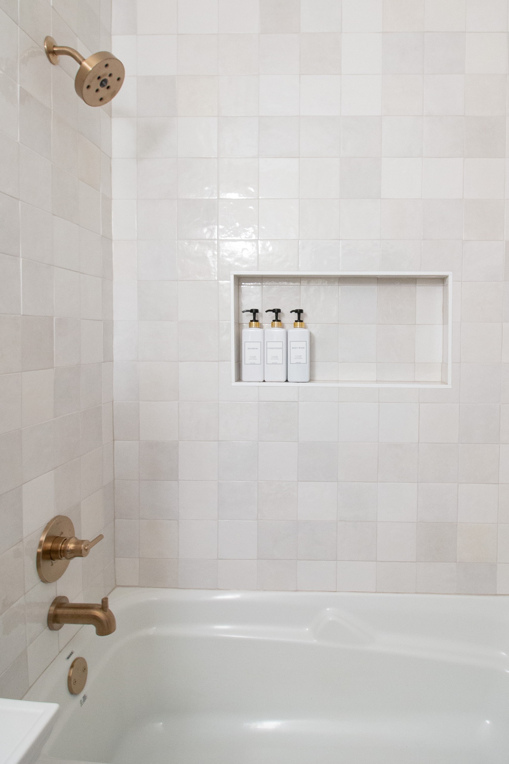 White bathroom tile 
