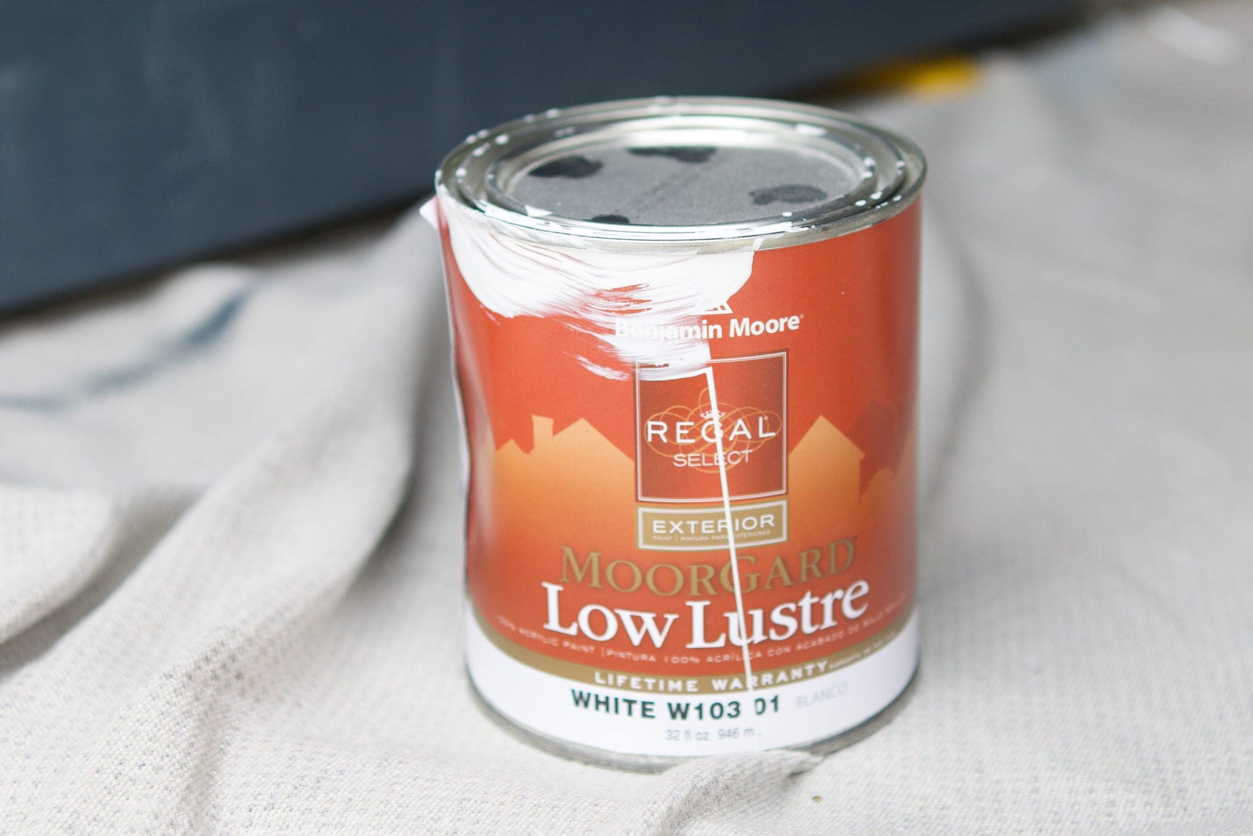 Using a low lustre exterior white paint