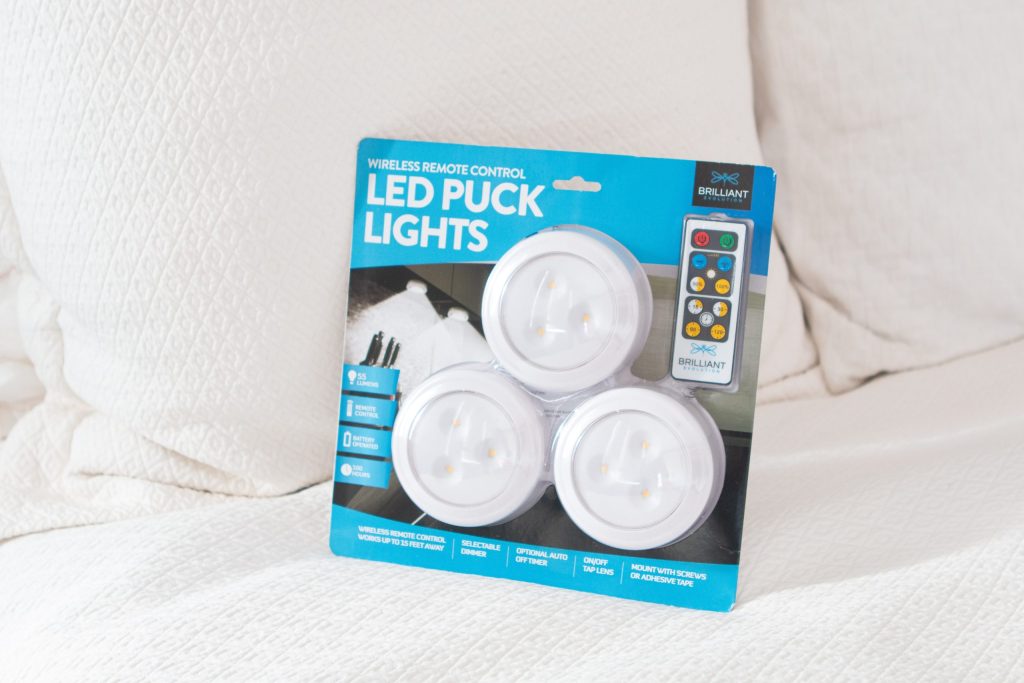 LED puck lights with a remote control