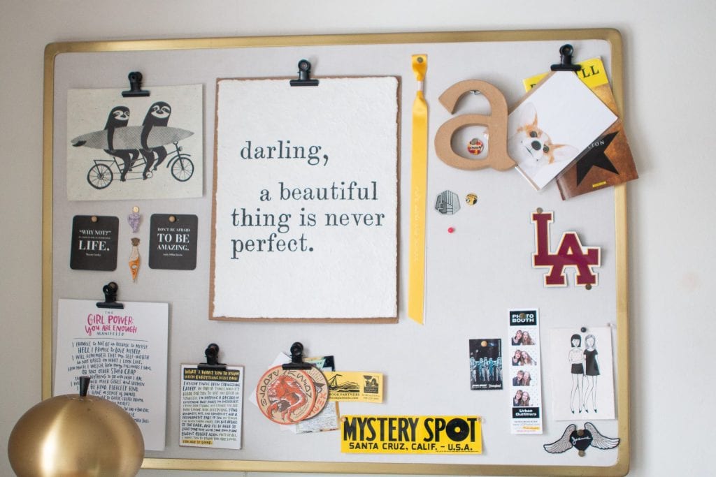 The cutest pinboard in a kids' room