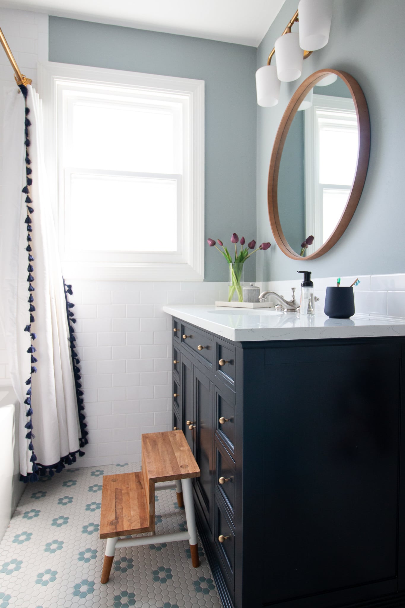 Easy Bathroom Decor Ideas To Make Your Space Look High-End
