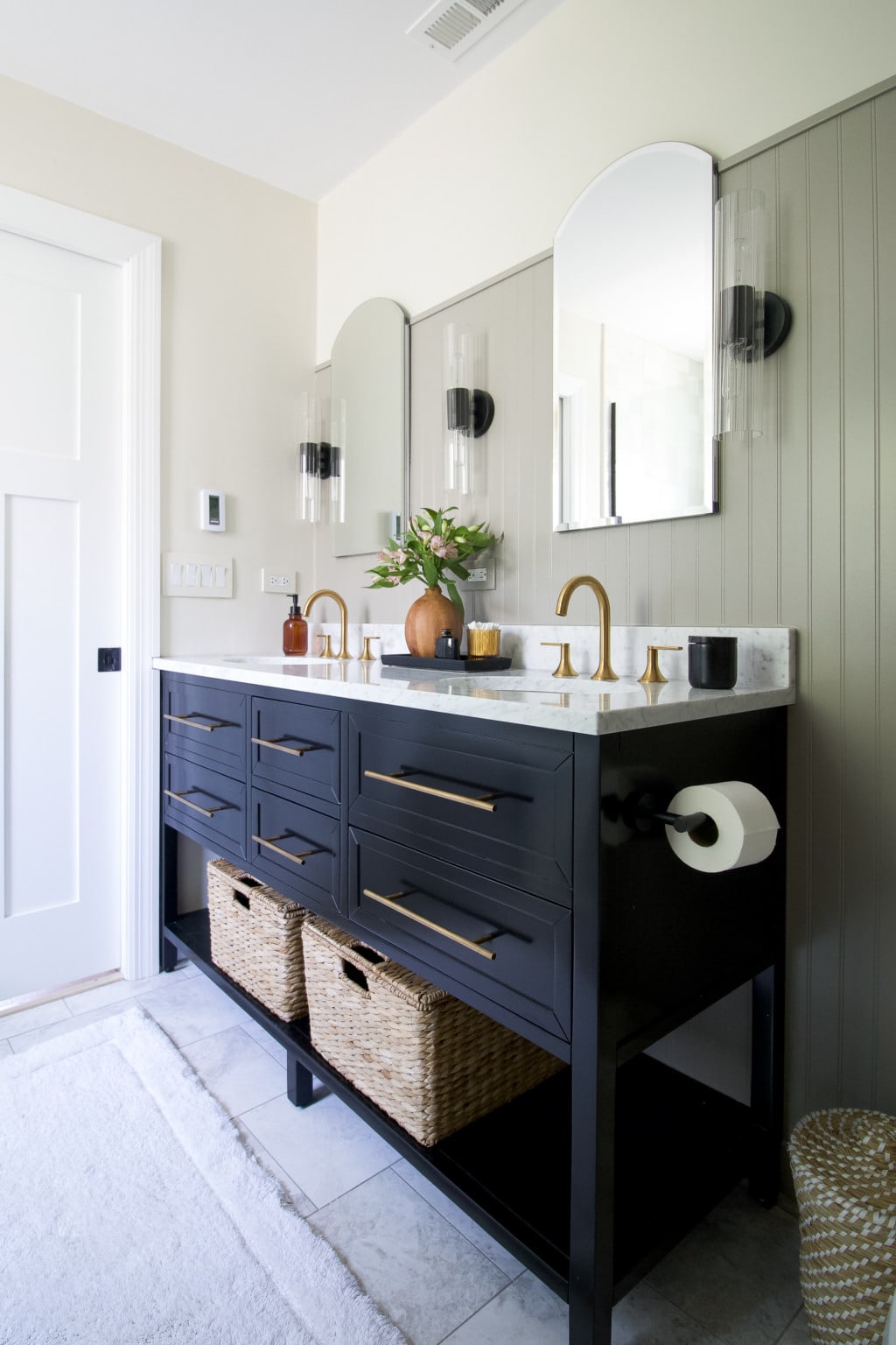 Easy Bathroom Decor Ideas To Make Your Space Look High-End