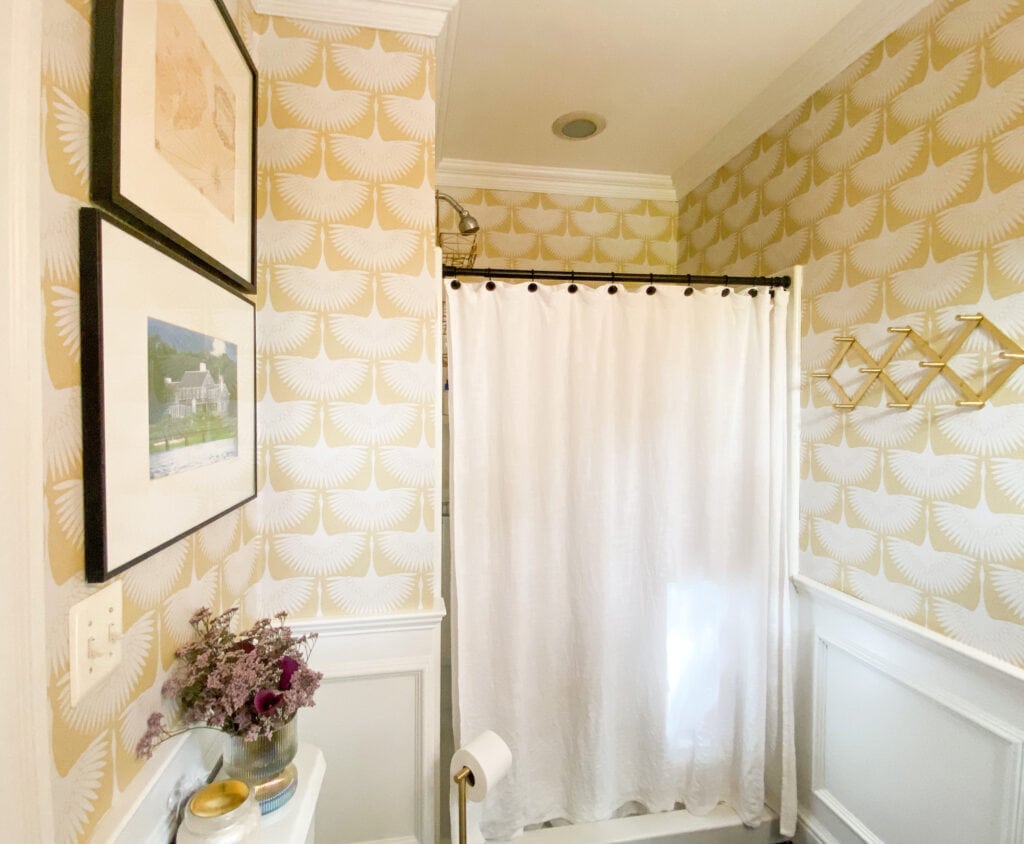 How to add peel and stick wallpaper to your home