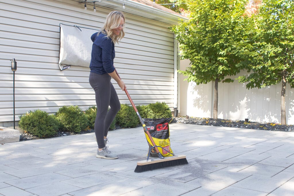 How to install polymeric sand
