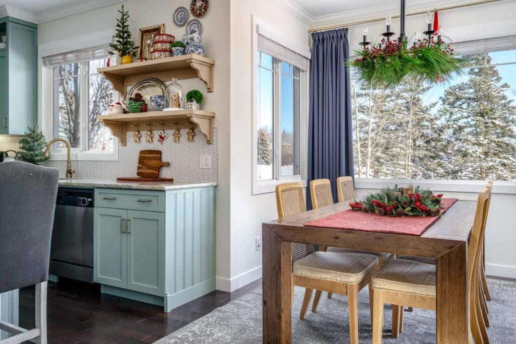 Creating a cozy dining nook for the holidays 