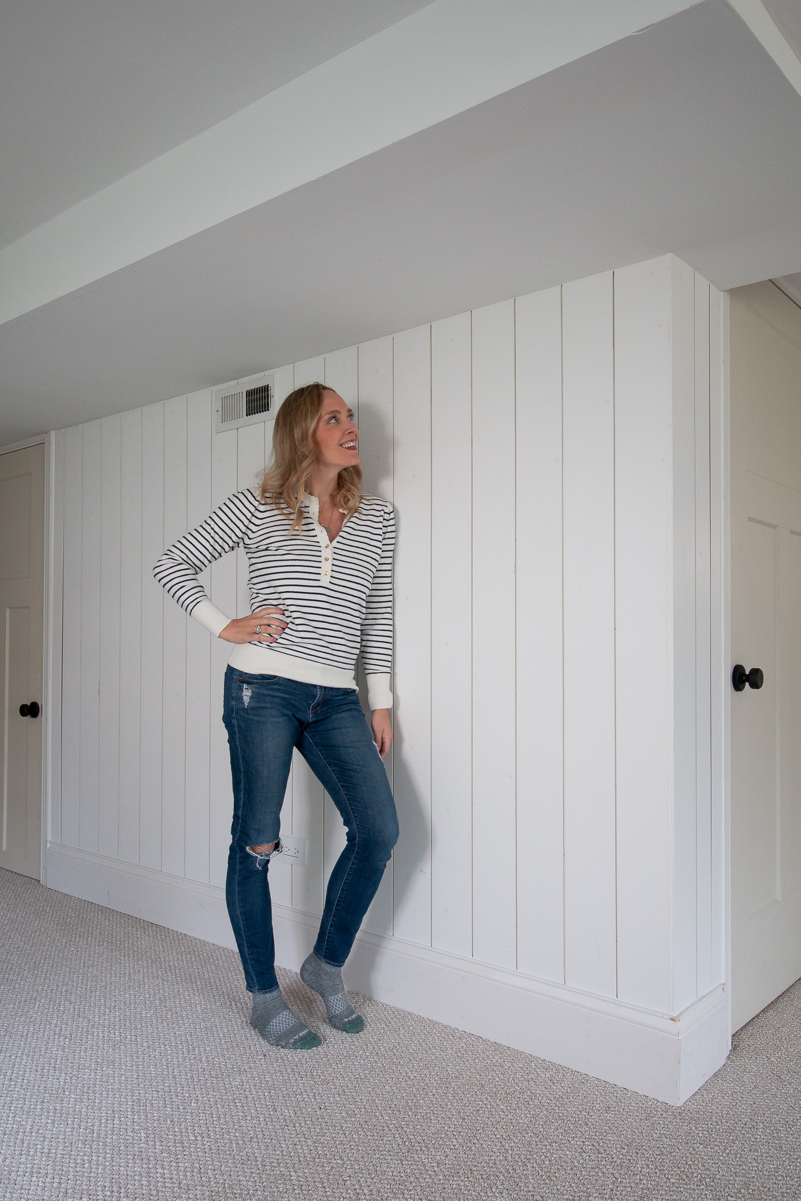 How to install vertical shiplap