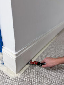 How To Paint Baseboards With Carpet In 4 Easy Steps