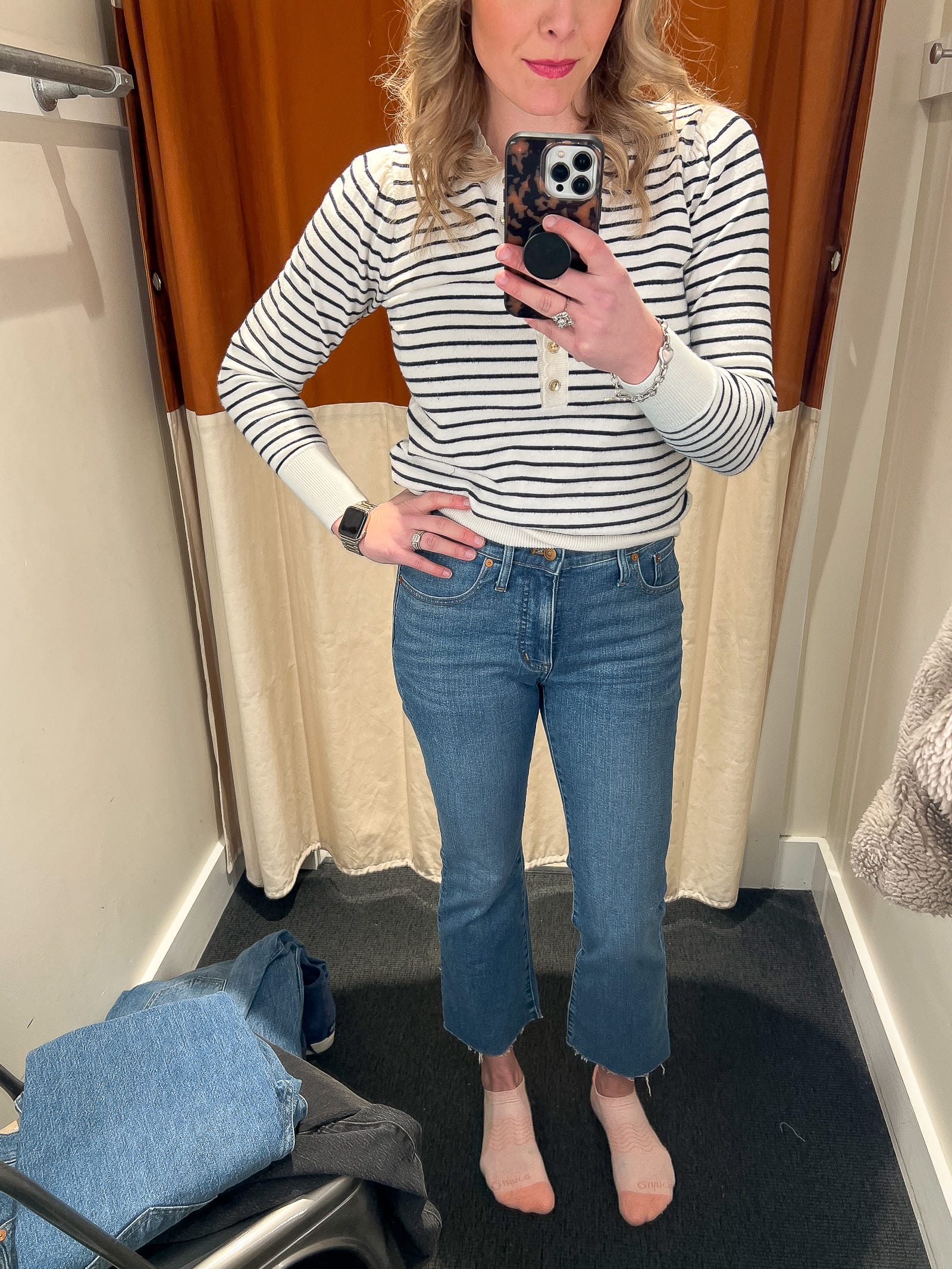 Finding the best non-skinny jeans the mid-rise kick out from Madewell
