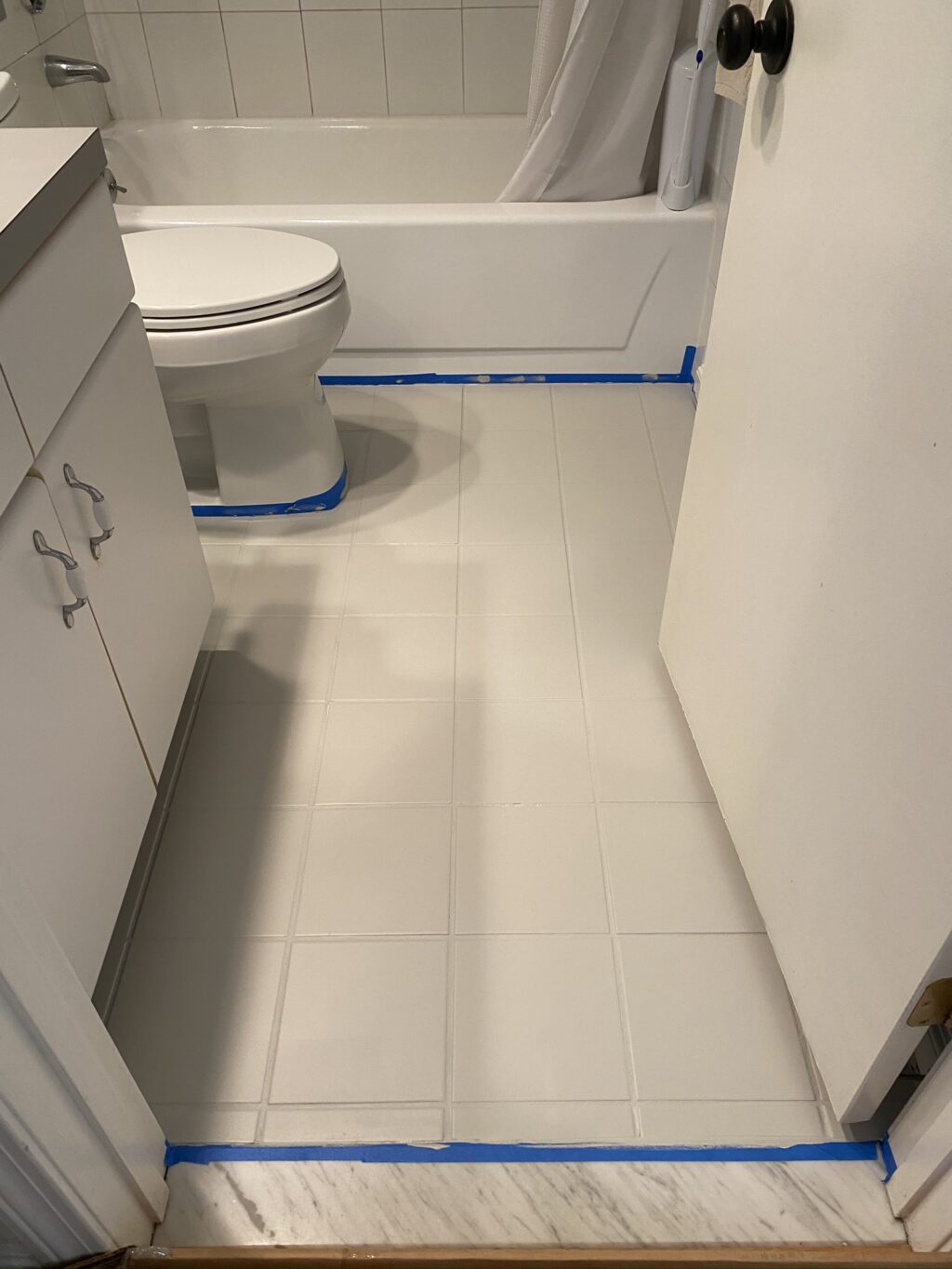 how to paint floor tile in the bathroom