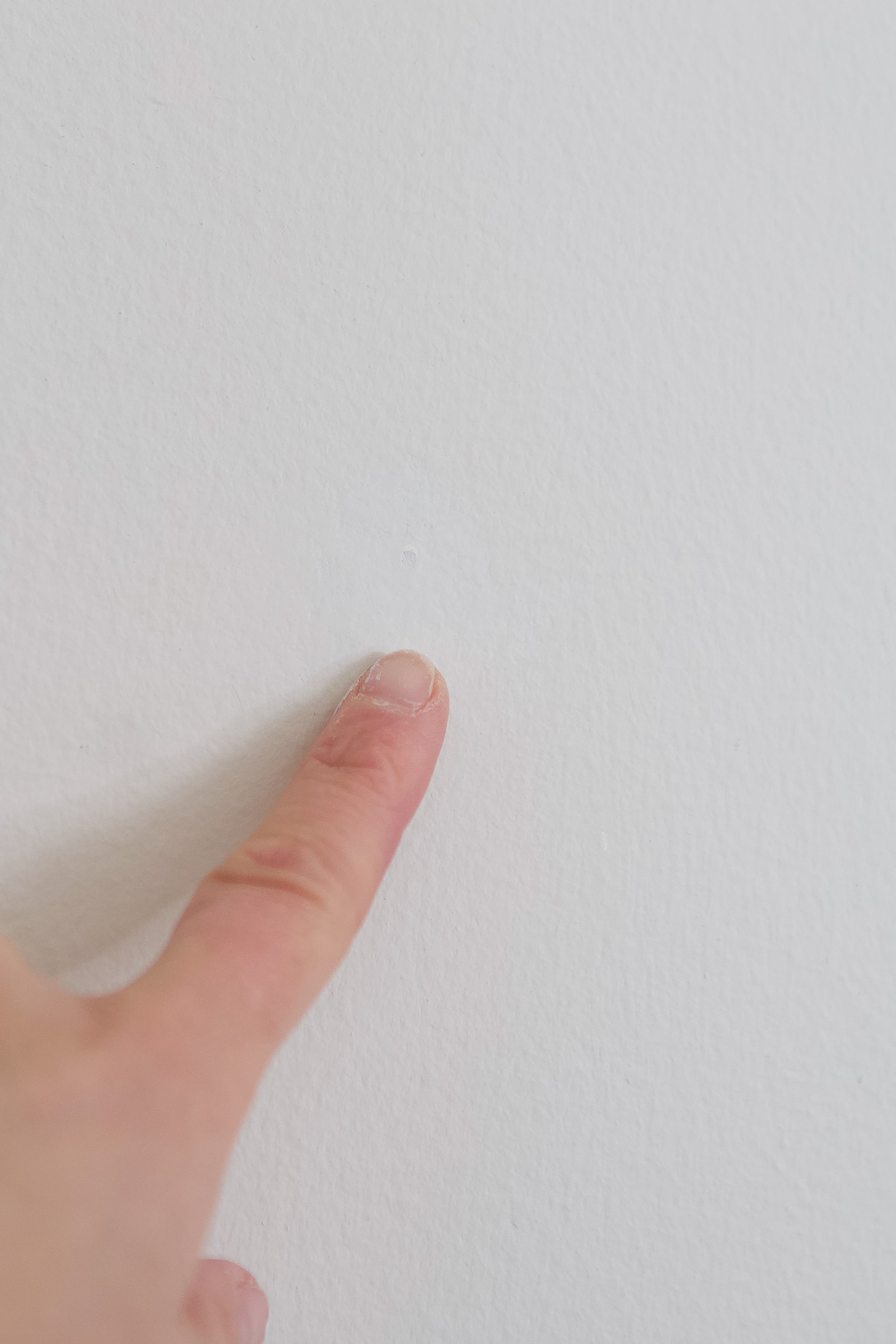 How to fill nail holes in drywall