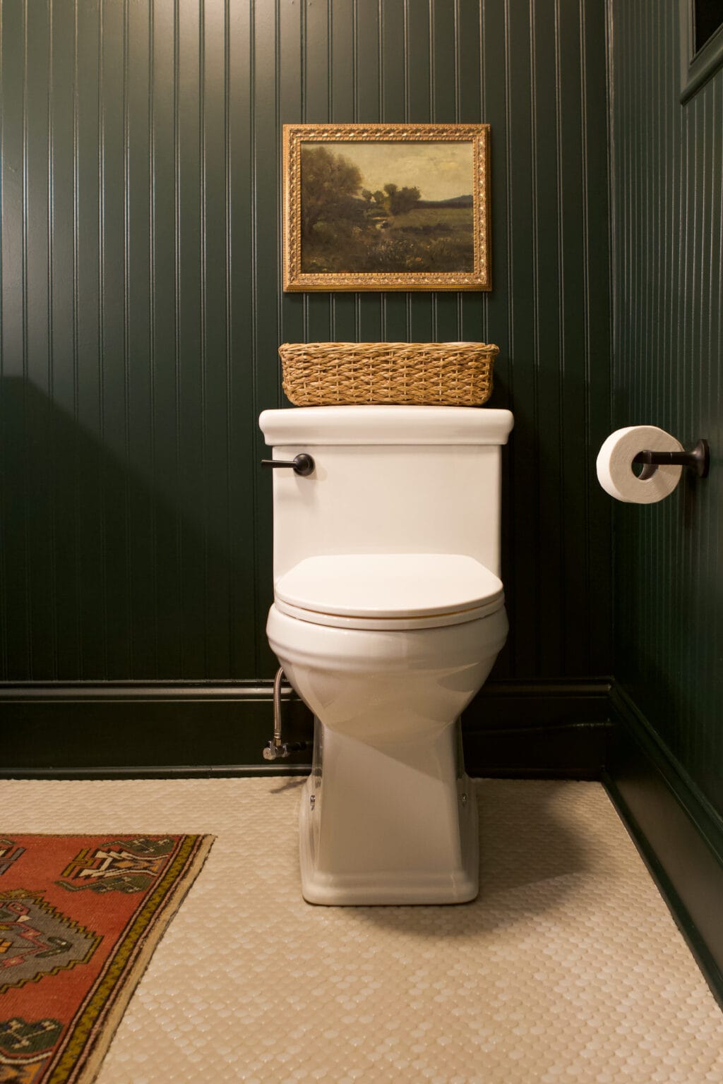 Reader SOS – Decor Ideas For A Bathroom Water Closet