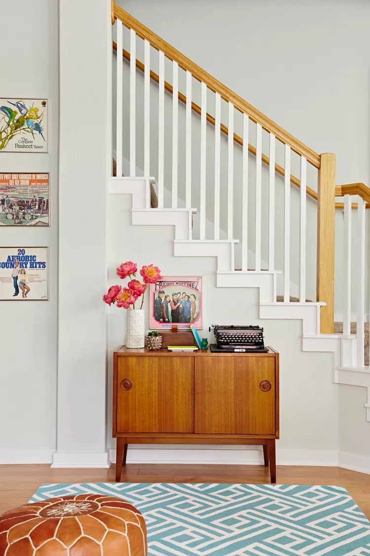 White spindles on this staircase