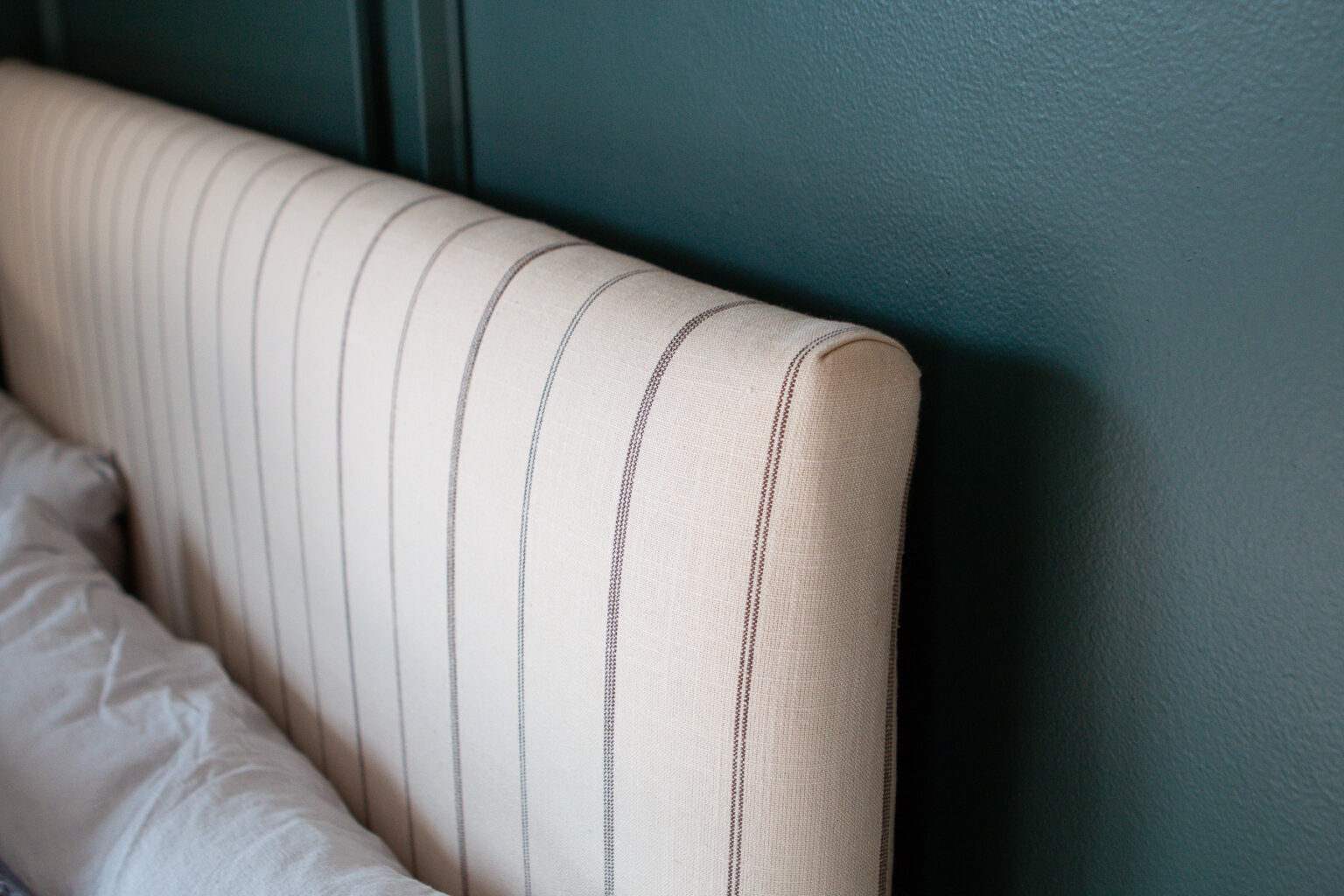 My Son's Room Makeover - Dark Green Boy Bedroom - DIY Playbook